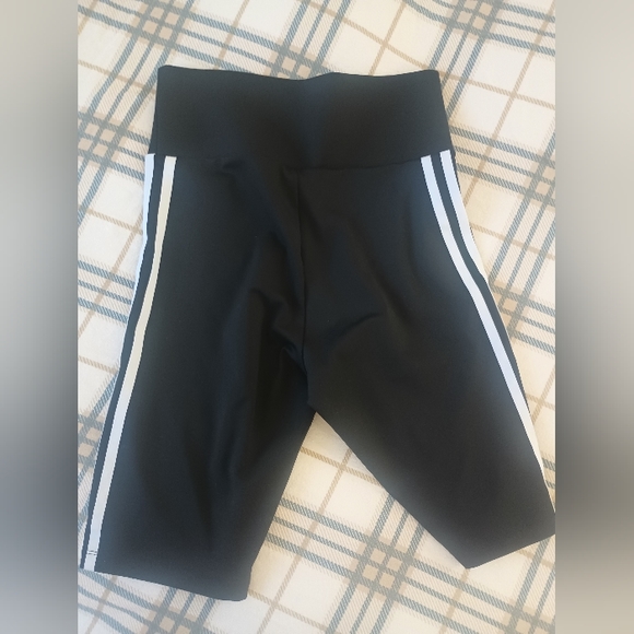 Adidas biker short - Picture 4 of 4